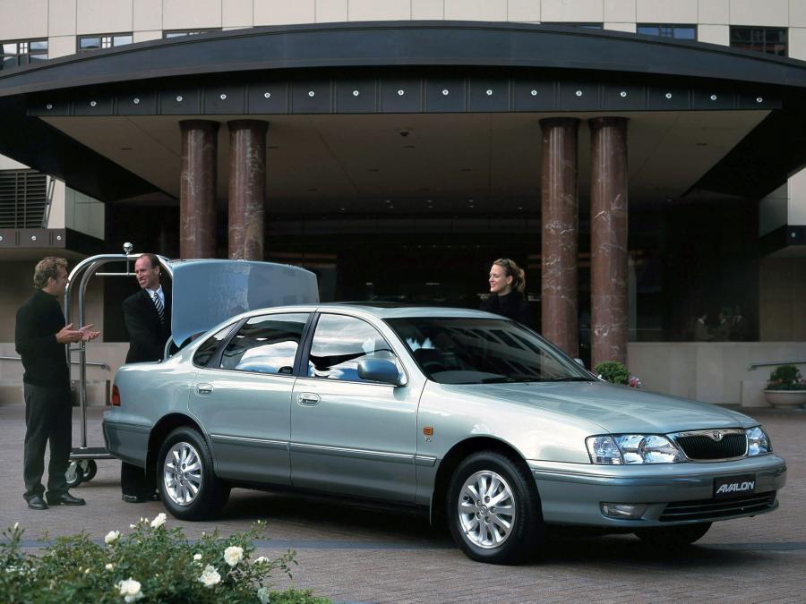  Toyota Avalon 2000 года  (AU) (фото 16 из 19)
